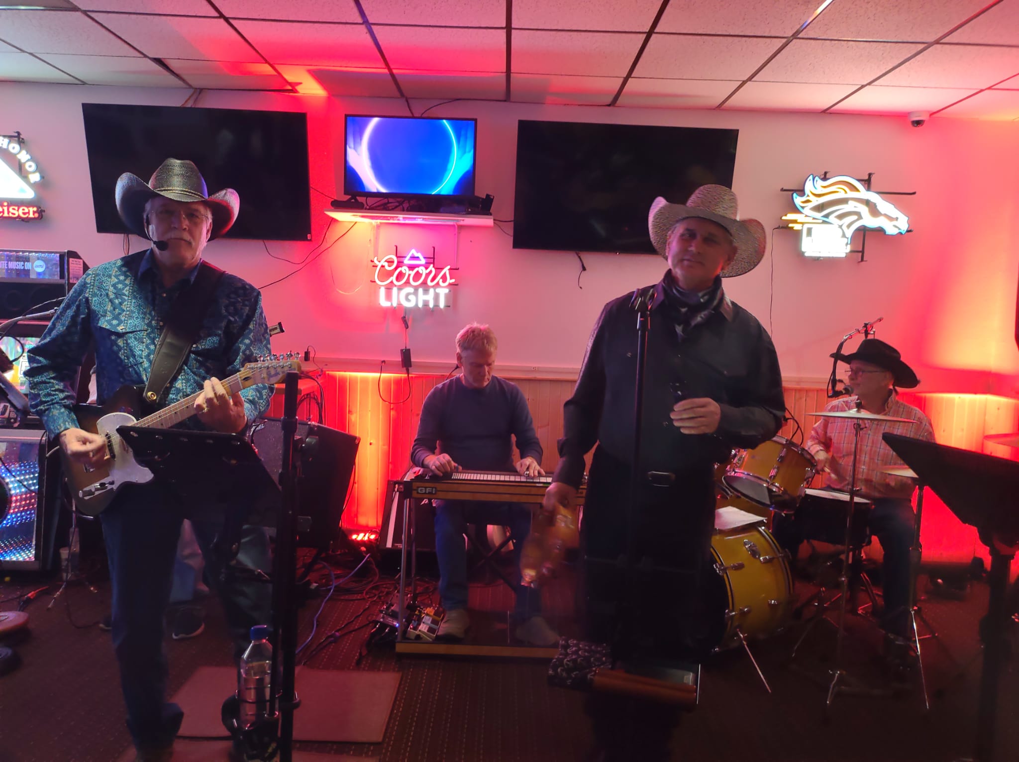 Country dance band performance